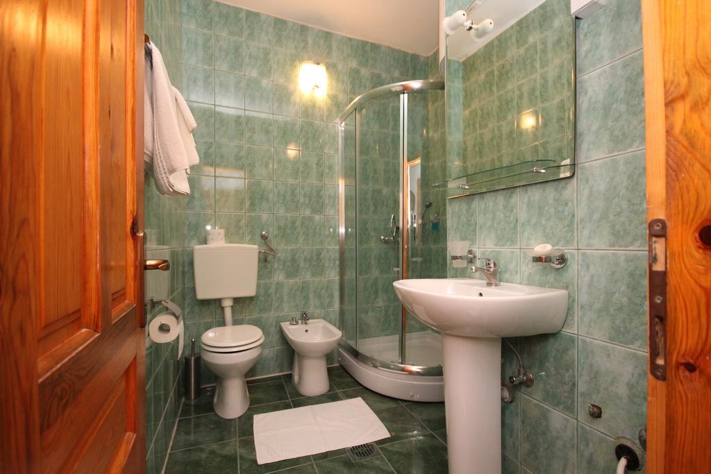 Apartment Biba Virpazar Cameră foto